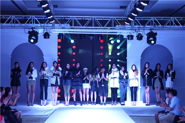 時(shí)尚秀場(chǎng)