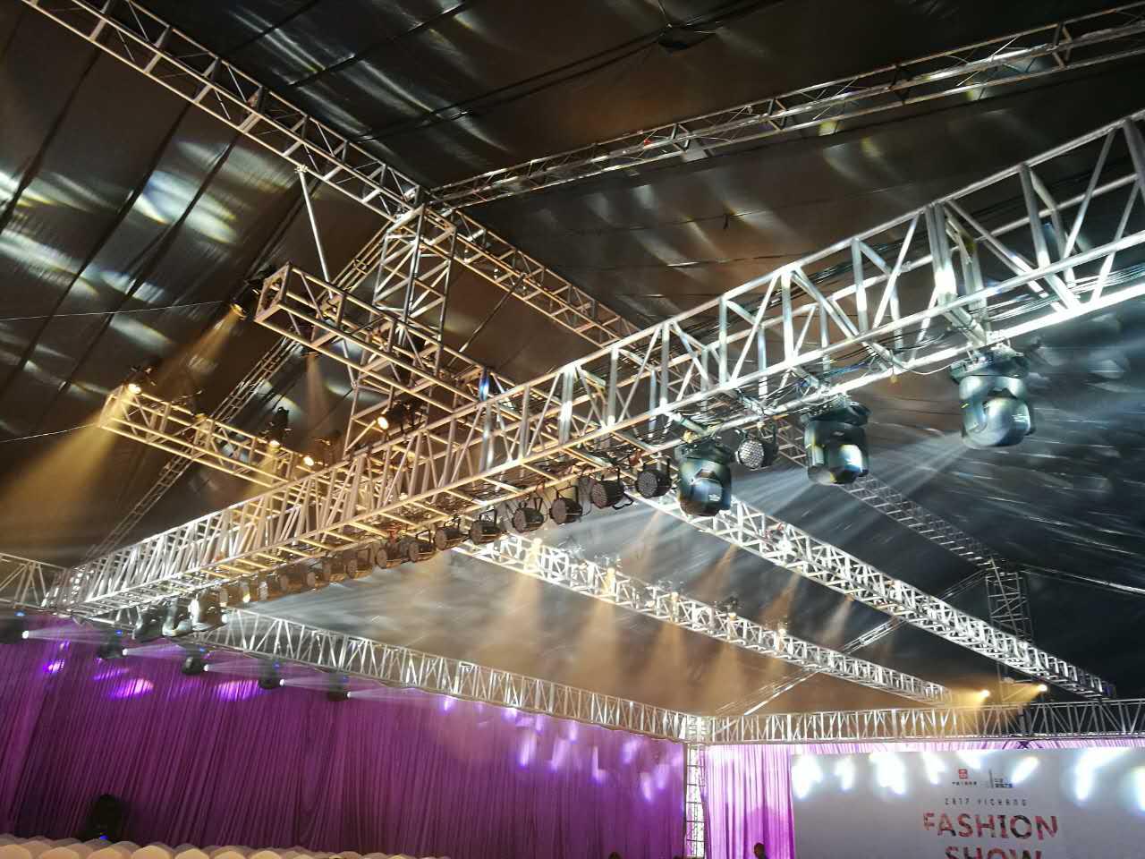 武漢商務(wù)會(huì)議 武漢商務(wù)會(huì)議